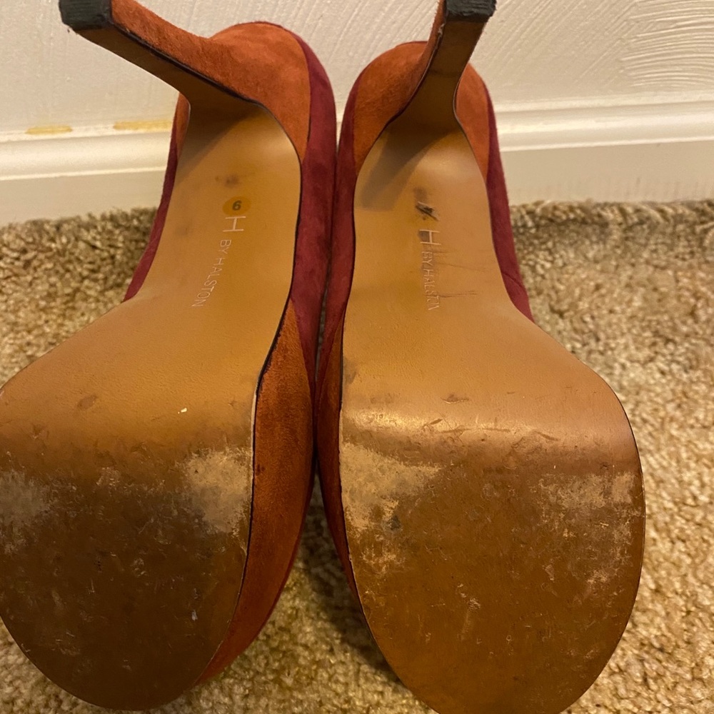 Cranberry and burnt orange heels - Picture 3 of 4